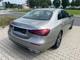 Mercedes-Benz E 220 d Avantgarde Limo Aut. Navi+Led+Kamera+Shz - Mercedes-Benz: Allradantrieb