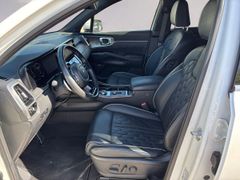 Fahrzeugabbildung Kia Sorento 2.2 CRDi DCT8 AWD Platinum AHK 1.HAND