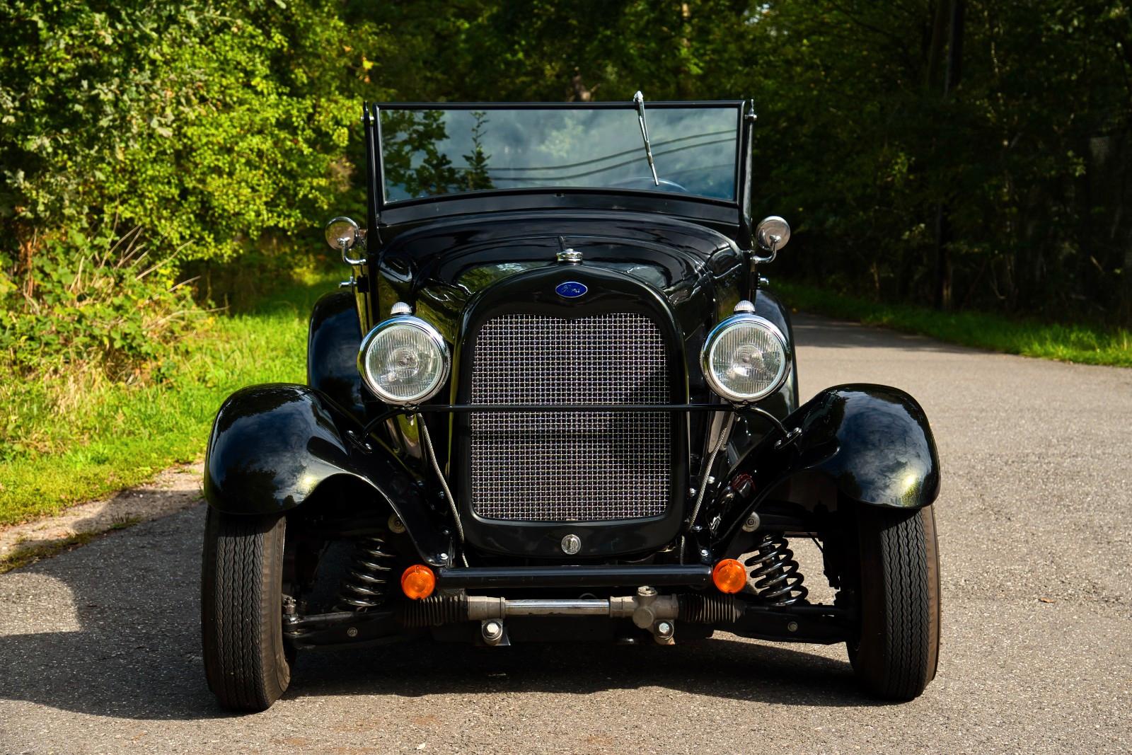 Ford Model A Roadster Pickup Hot Rod | 1 of 1 | V8