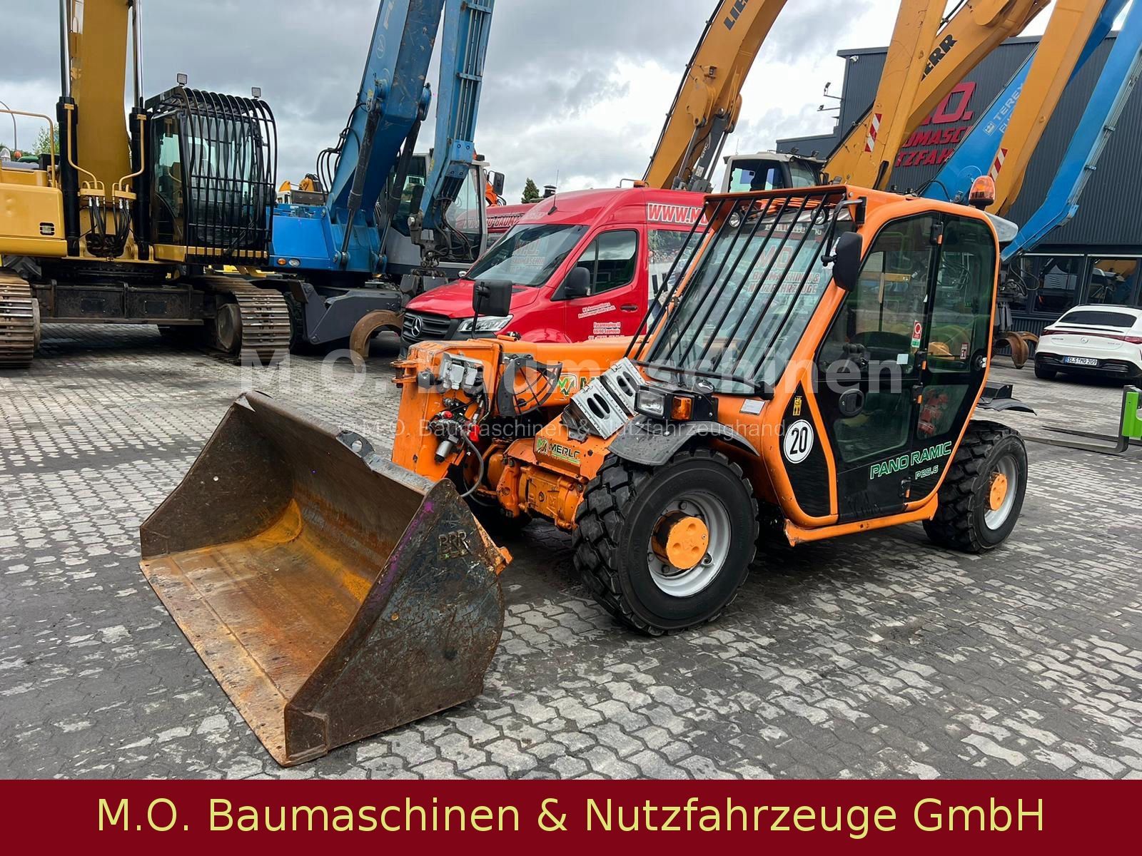 Fahrzeugabbildung Merlo P 25.6 / SW / Palettengabel / Schaufel