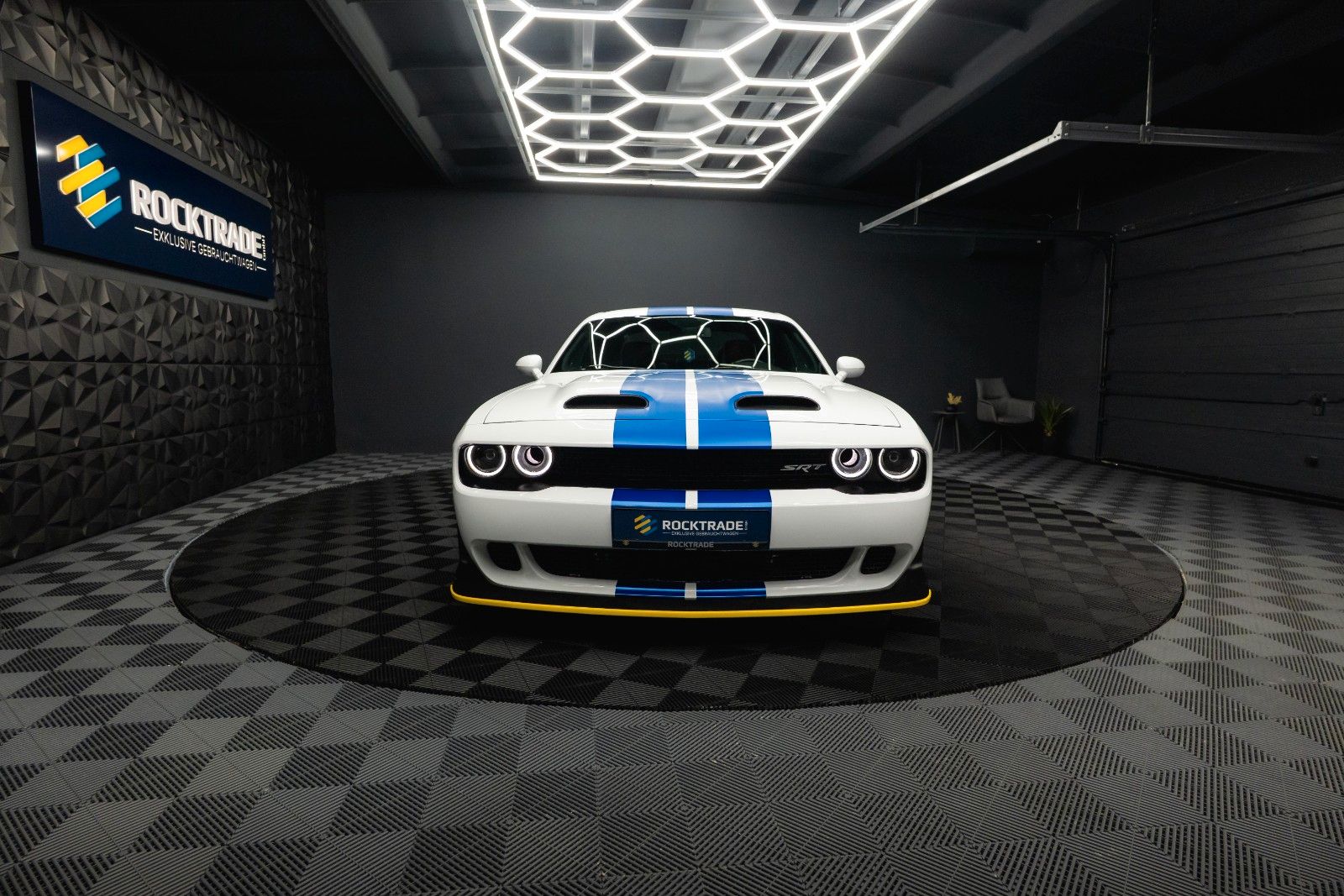Fahrzeugabbildung Dodge Challenger 5.7 V8 R/T SRT WIDE BODY *LED*19%*