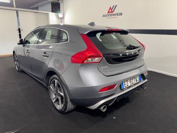 Volvo V40 - 6