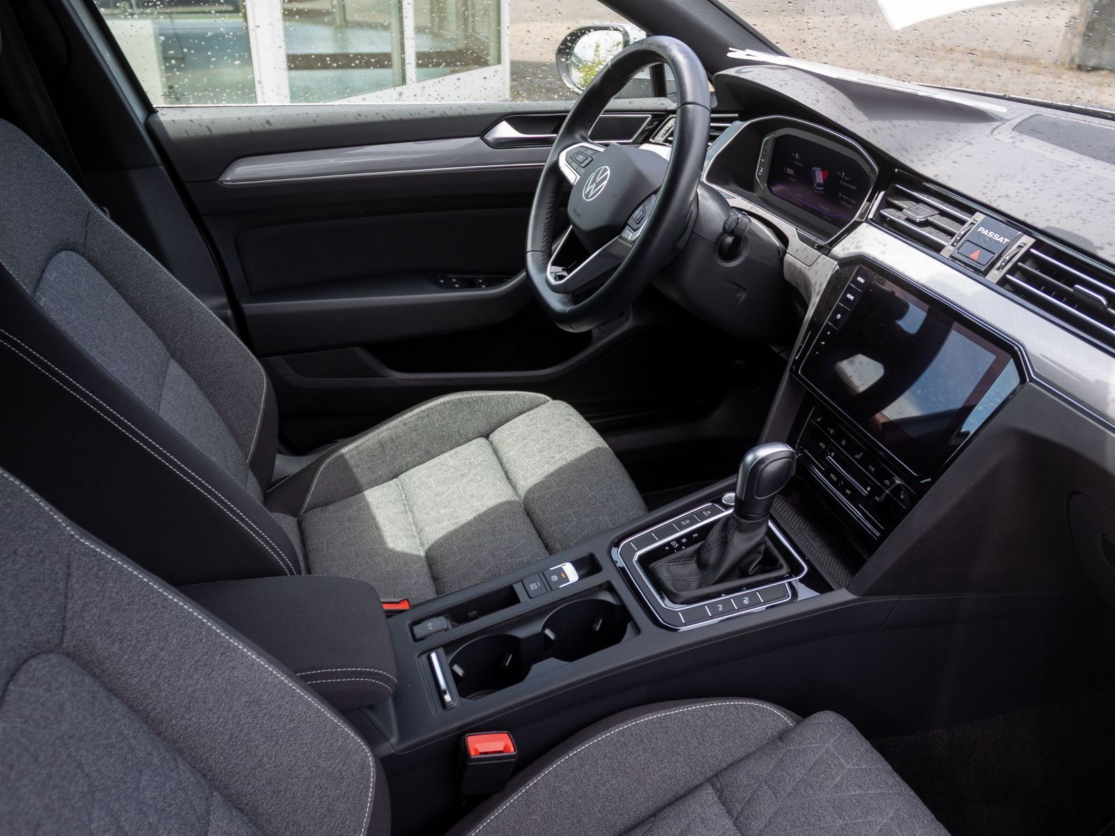 Volkswagen Passat Variant - Bild 22