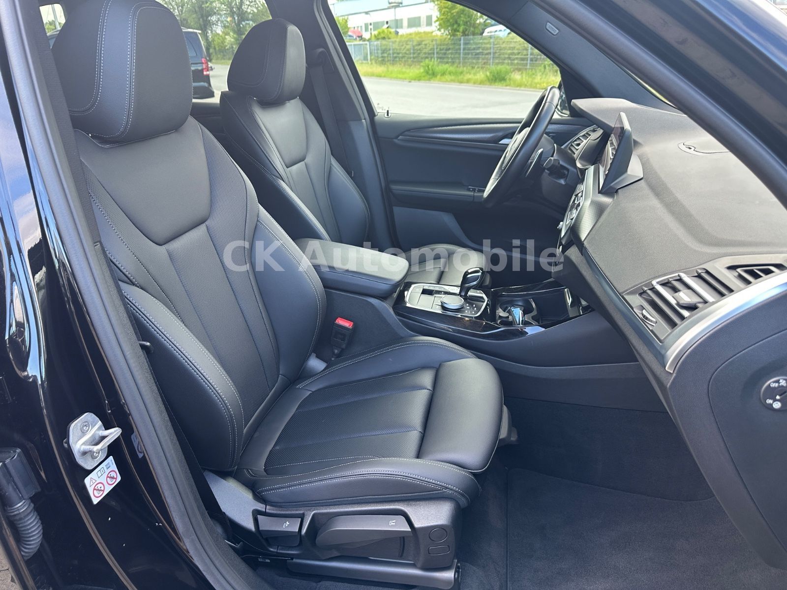 Fahrzeugabbildung BMW X3 xDrive 20 d M Sport/Live Cockpit/Kamera/LED