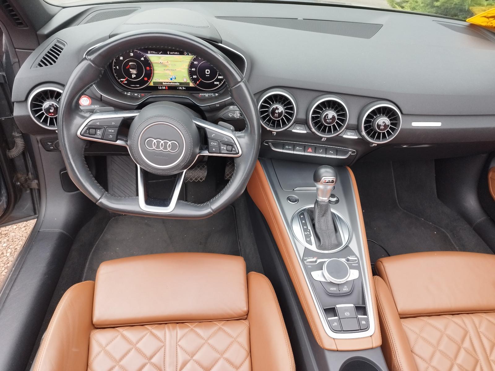Audi TT Roadster 2.0 TDI quattro