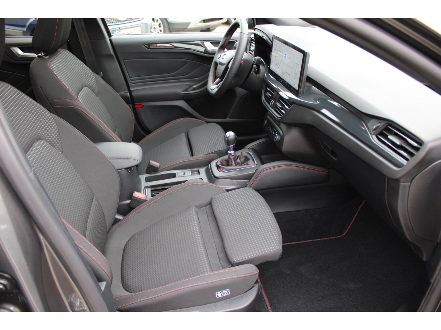 FORD Focus ST-Line X 1.0 EcoBoost ACC LED B&O TWA RFK - Image 11