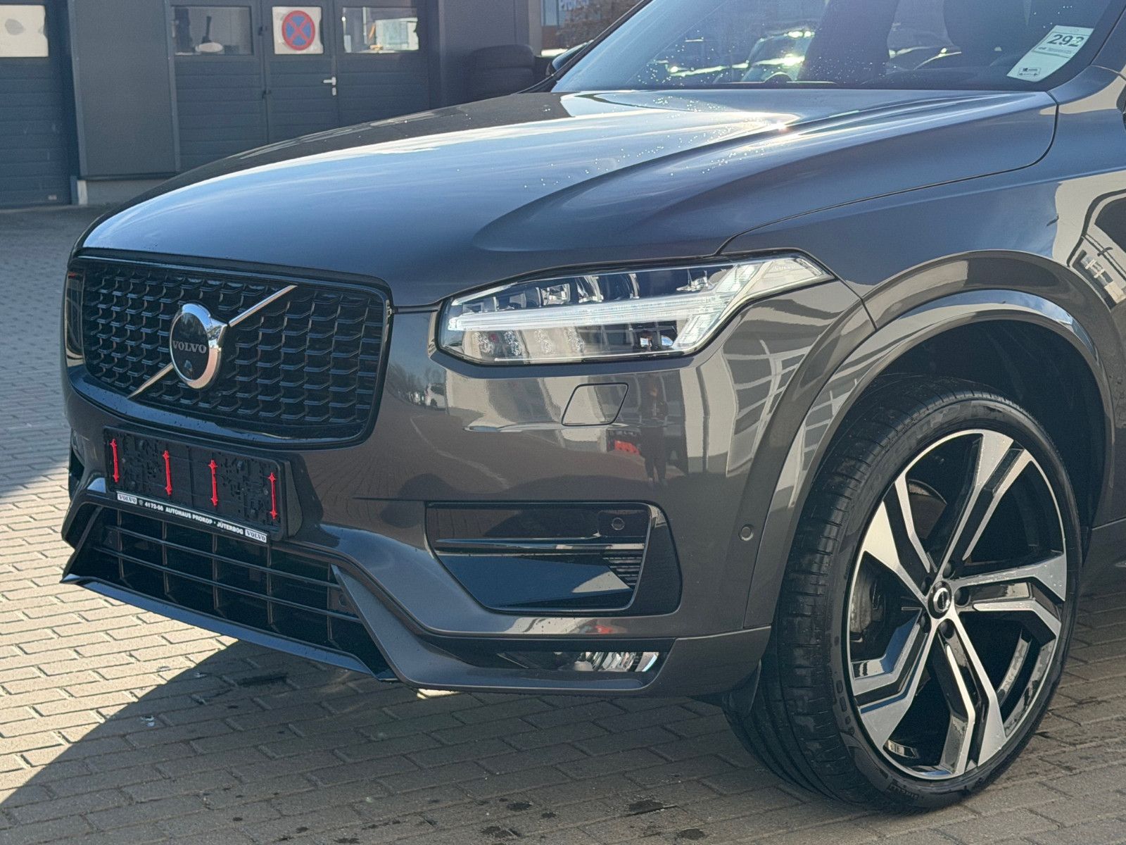Fahrzeugabbildung Volvo XC90 B5 D Ultimate Dark AWD*B&W*LUFT*STHZG*360*