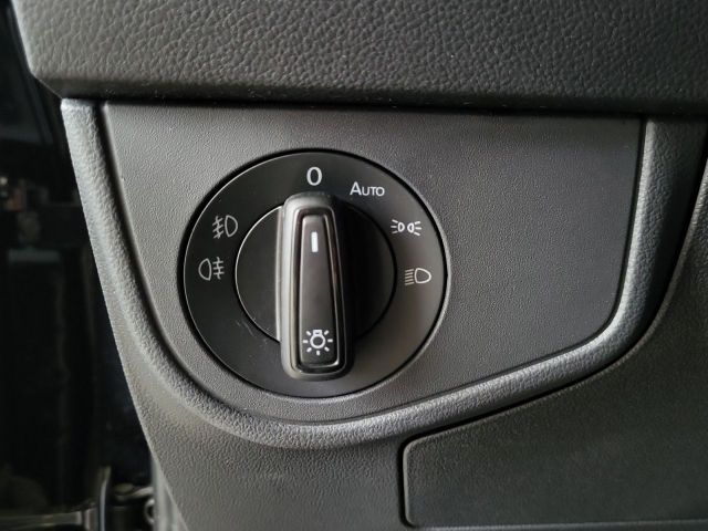 Taigo 1.5TSI R-Line Aut. AHK Kamera ACC