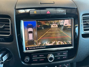 Volkswagen Touareg V6 TDI BMT *AHK*NAVI*ALLRAD*3,5tZUGKRAFT