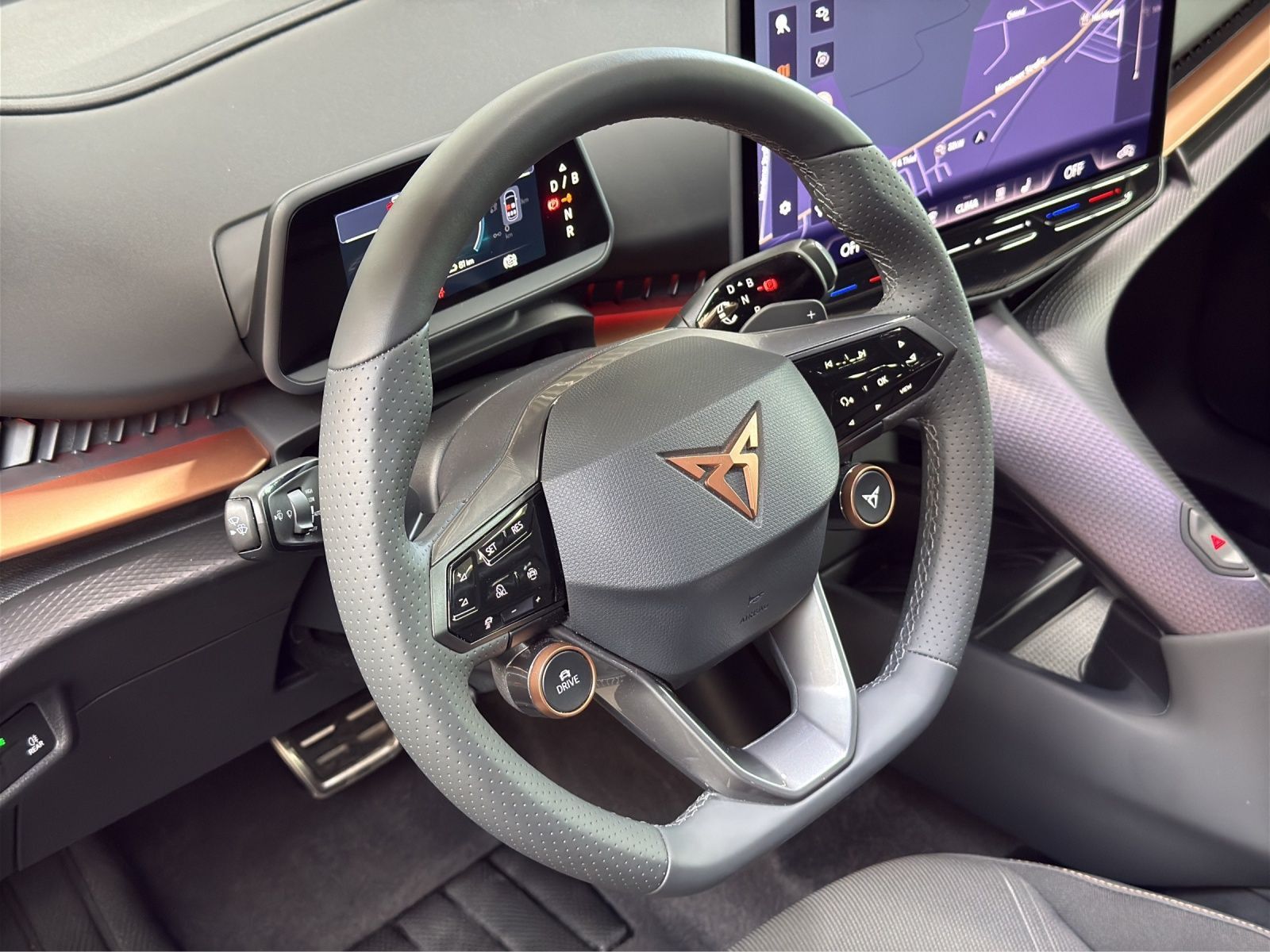 Cupra Tavascan - Bild 10