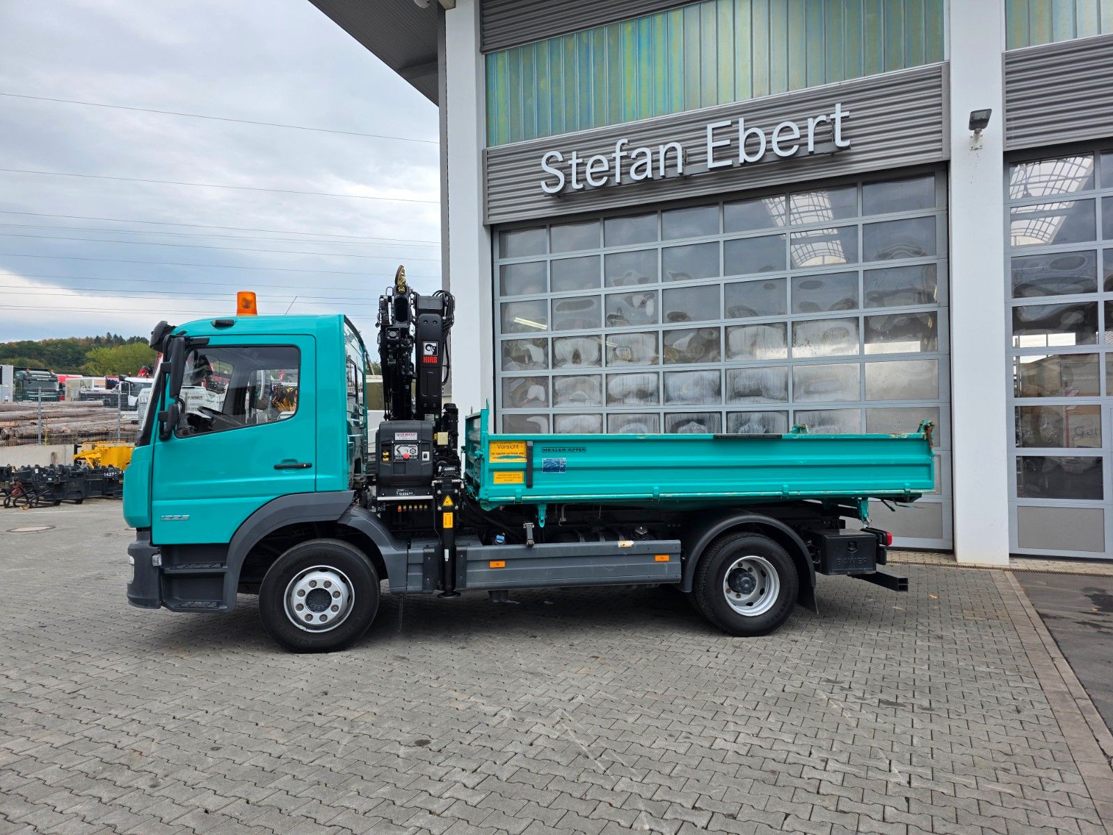 Fahrzeugabbildung Mercedes-Benz Atego 1223 KK HIAB X-HIDUO 082 Funk 2x AHK
