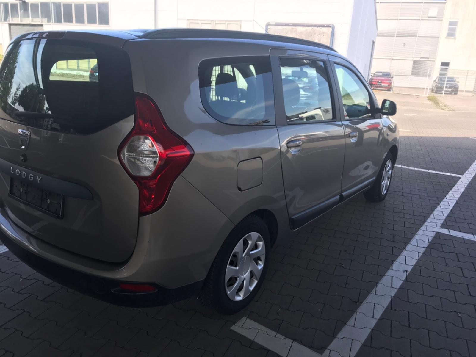 Dacia Lodgy 2015 — engine 1.197 cm³, 116 HP (85kW)