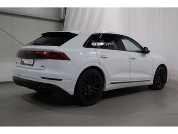 Audi Q8 - 3