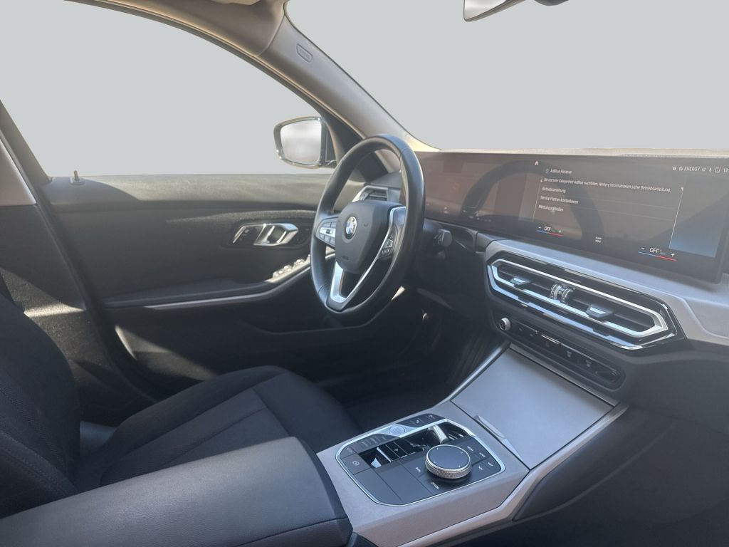 BMW 318d Touring Aut. AHK Navi Komfortzugang PDC foto 17