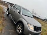 Nissan Geländewagen Nissan Navara Pickup 4x4 - Nissan Navara aus 2015