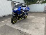 Suzuki GSX R 600 - SUZUKI 2001 GSX R 600