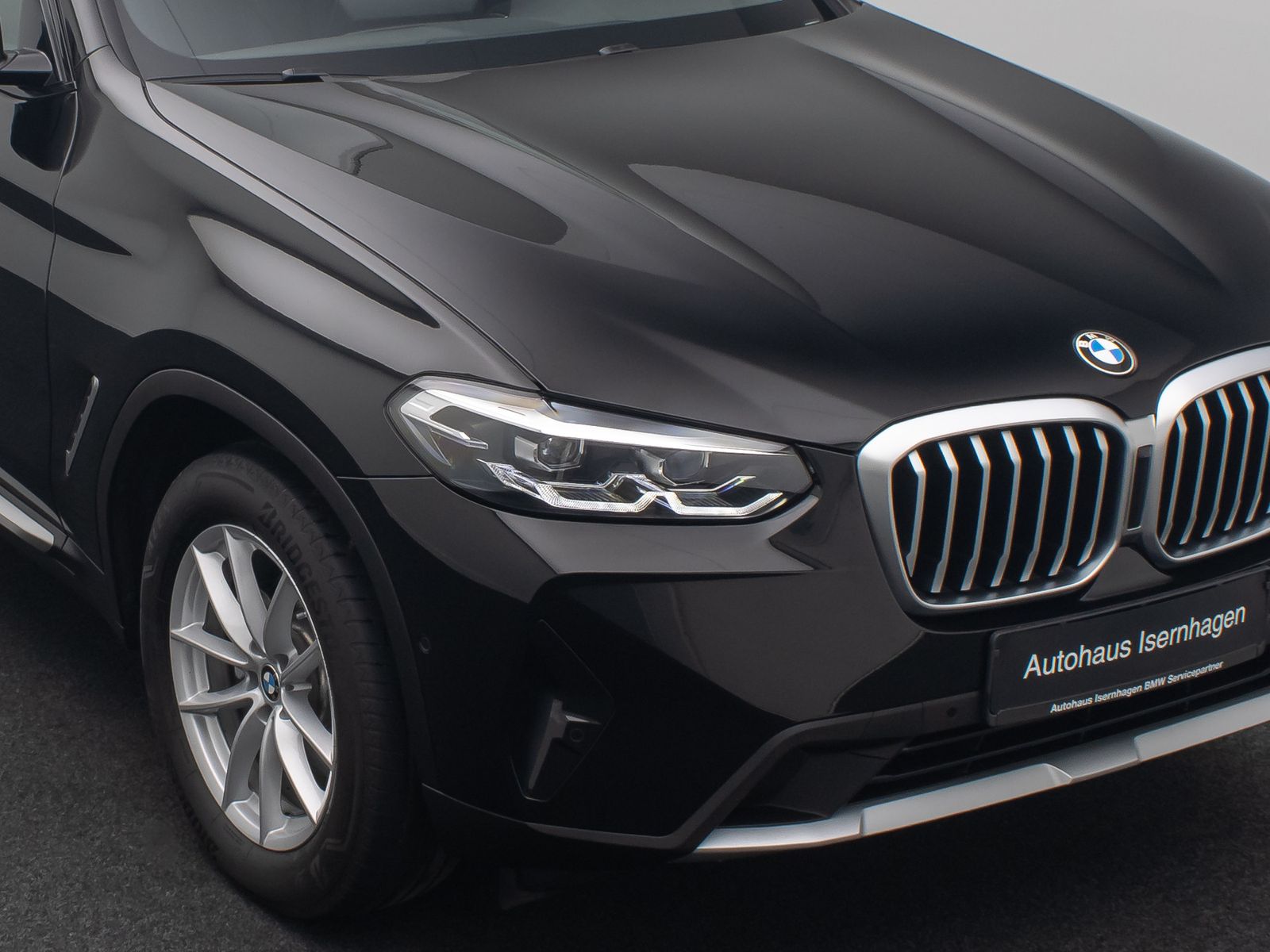 Fahrzeugabbildung BMW X3 xD20d Leder AHK Kamera DAB Sportsitz 18Zoll