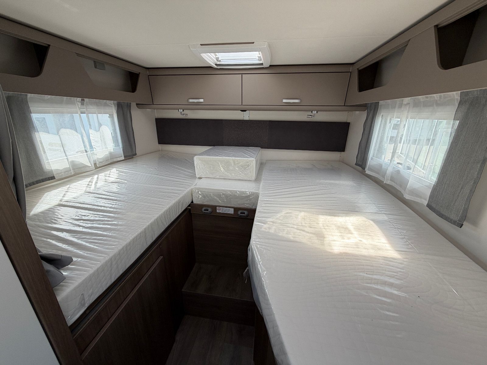 Fahrzeugabbildung Carado T338 Edition 26  - Sie paren über 12.000€