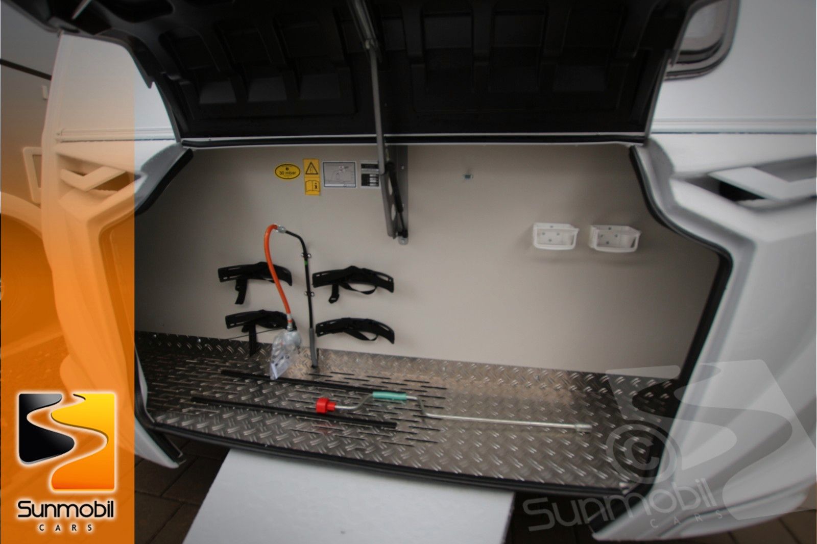Fahrzeugabbildung Knaus Sport 540 FDK 1.800kg Dachklima Plus-Paket