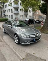Mercedes-Benz E 500 Coupé Vollausttatung!!... - Mercedes-Benz E 500 in Bochum