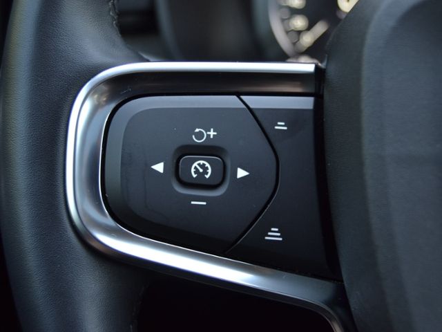 XC40 T5 Plug-In Hybrid Inscription VOLL/AHK/STAN