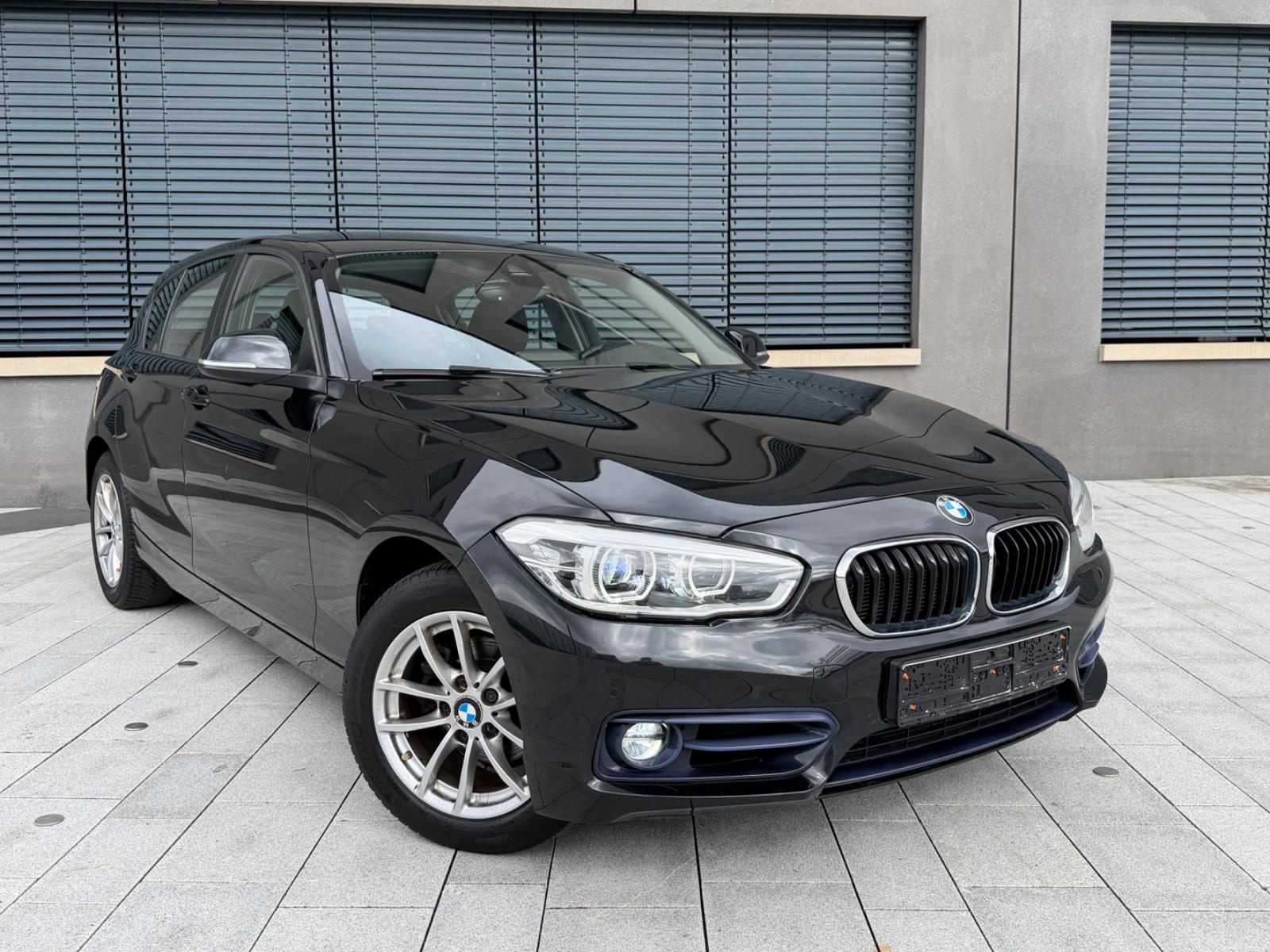 BMW 118 i Sport Line*LED*NAVI*Automatik*SHZ*ALU*