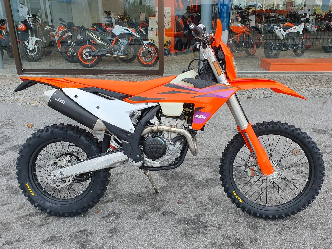 Fahrzeugabbildung KTM 350 EXC-F 350 Modell 2024