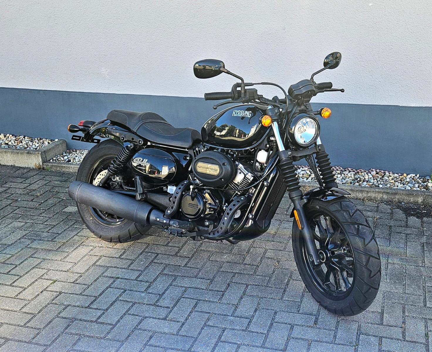 Hyosung GV 125 S Aquilia Bobber