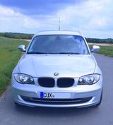 BMW 118i HU 02/2027 Klimaautomatik Navi über Radio - BMW 118 aus 2009: 118i