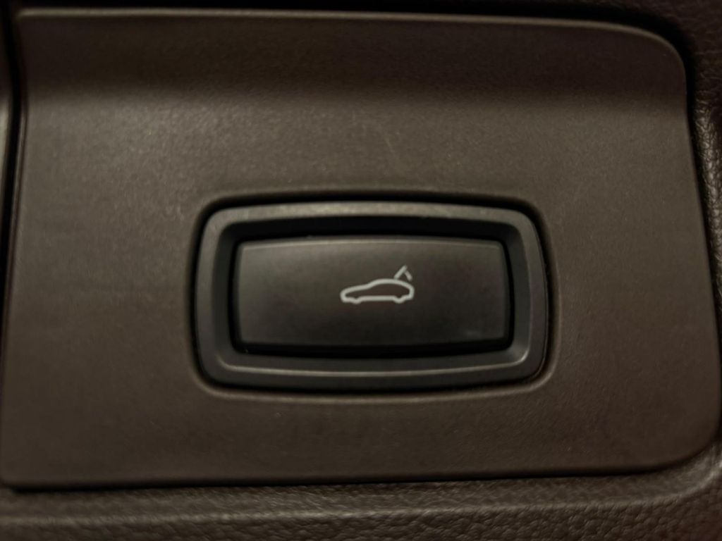 PORSCHE Panamera Basis VOLLLEDER PANORAMA ISOFIX LUFTFAH PORSCHE Panamera Basis VOLLLEDER PANORAMA ISOFIX LUFTFAH