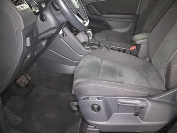 Volkswagen Tiguan - 9