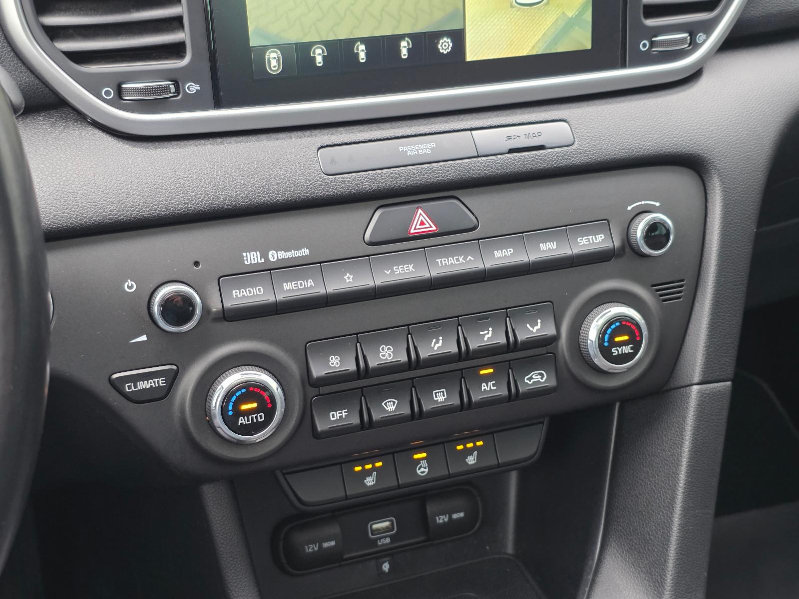 Kia Sportage Spirit 4WD*Bi-Led*Kamera*Pano*Leder*AHK