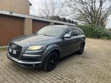 Audi Q7 3.0 TDI Quattro 3X S line 7 Sitzer Panoramada - Audi Q7 aus 2011: TDI 0l