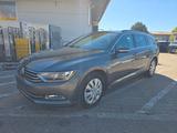 Volkswagen Passat Variant Comfortline BMT * NAVI * 2xPDC * - VW Passat Variant Gebrauchtwagen in München