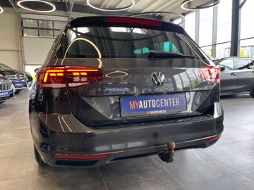 Volkswagen Passat Variant *LED*AHK*ACC*3ZONEN*1HAND*