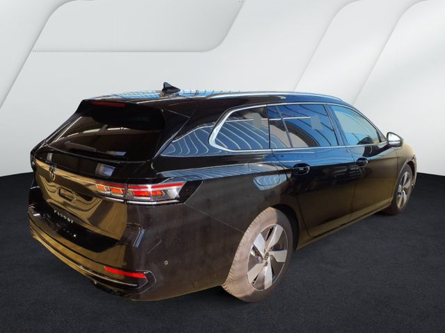 Passat Variant 2.0 TDI DSG ELEGANCE AHK+IQ.LIGHT