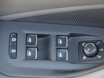 Volkswagen Passat Variant 2.0 TDI ASG 3 Jahre Business Matr