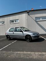 Peugeot 106 Grau - gebrauchte Peugeot 106 aus dem Jahr 2001