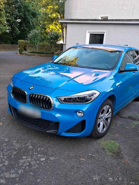 Image of BMW X2