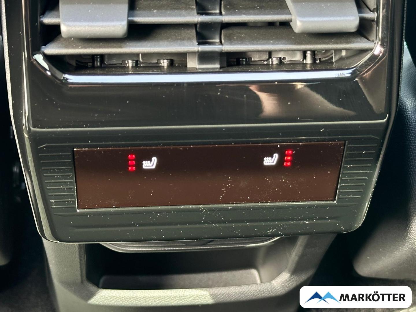 Peugeot 3008 GT Plug-In Hybrid 225 AHK/360°/Massage/Pano