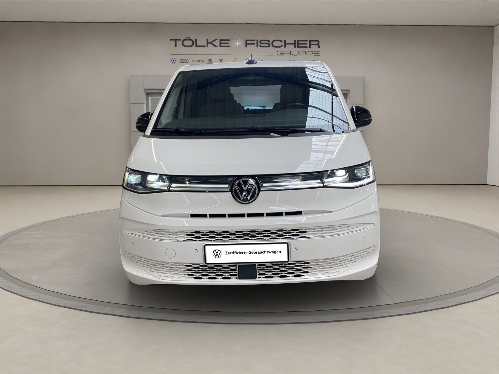 Volkswagen T7 Multivan 2.0 TDI lang Style DCC NaviPro Pano imagem 3
