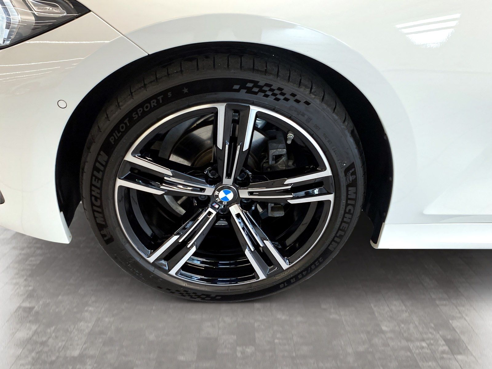 BMW 318 - Bild 9