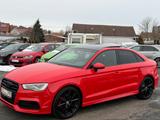 Audi A3 Limousine S line Sportpaket quattro - Audi A3 mit Benzin-Antrieb: Limousine, Line