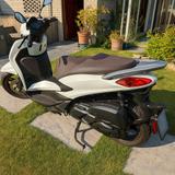 Piaggio Beverly 400 HPE - PIAGGIO BEVERLY