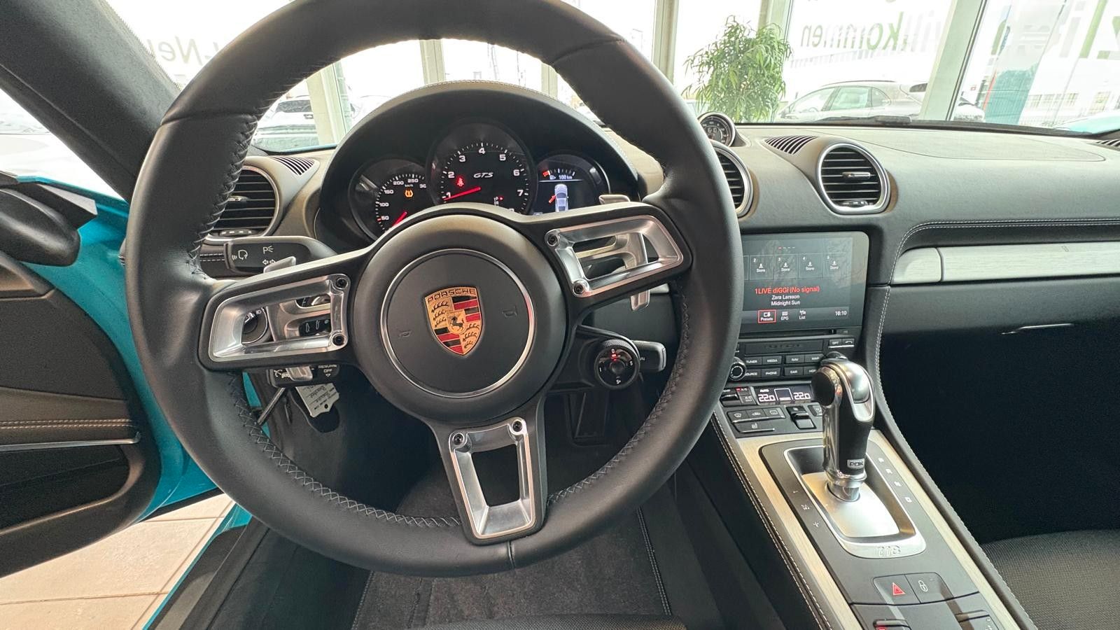 Fahrzeugabbildung Porsche Cayman 718 GTS  18 fach sitze/keramik