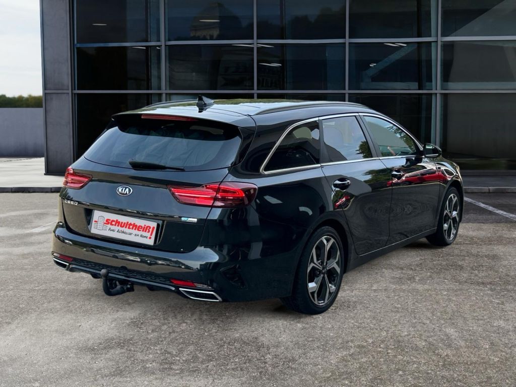 Fahrzeugabbildung Kia Ceed SW 1.6 GDI DCT OPF Plug-in-Hybrid Platinum