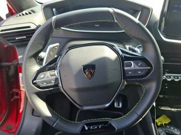 Peugeot 2008 GT 1.2 PureTech 130 360+AHK+Kam.+KeyLess+SD