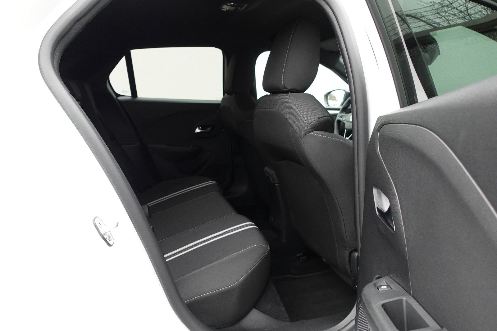 Fahrzeugabbildung Opel Corsa 1.2Turbo GS Allwetter,SHZ,Kamera,PDC,Navi