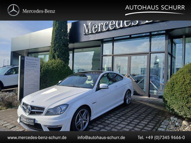 MERCEDES-BENZ C 63 AMG Coupé Navi/Pano.-Dach/Distronic/Styling