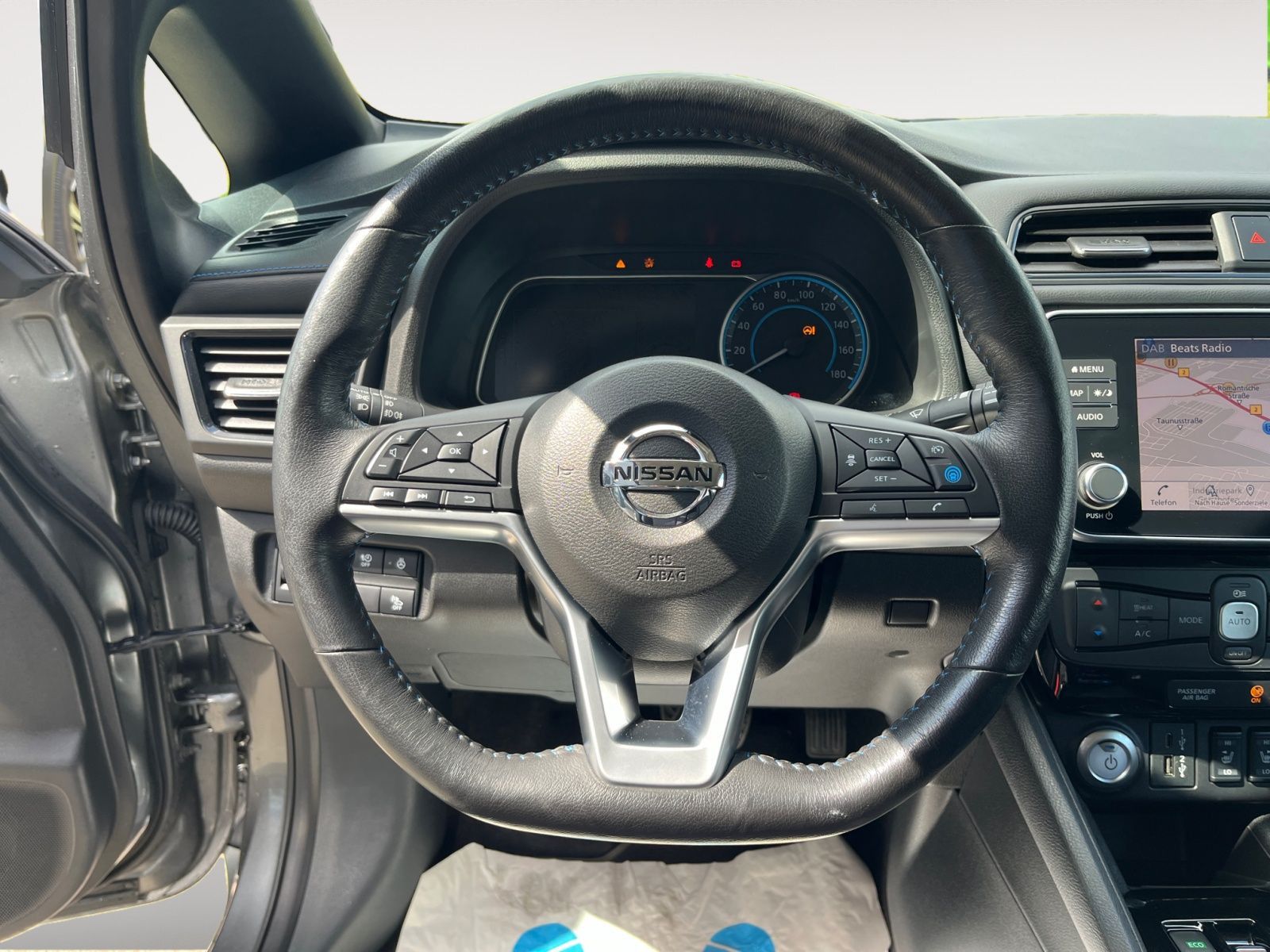 Fahrzeugabbildung Nissan Leaf 40 kWh Autom.-N-Con.-Winter-P., LED,SOH95%
